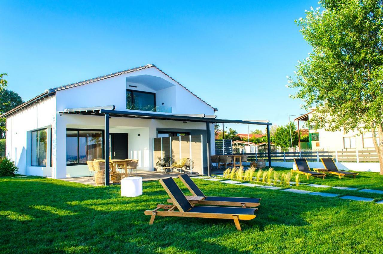 Thea Suites Nea Kallikrateia Buitenkant foto