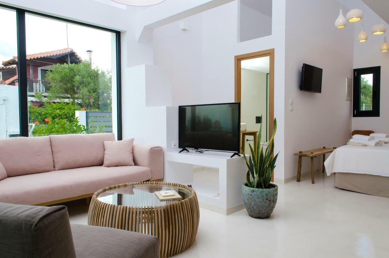 Thea Suites Nea Kallikrateia Buitenkant foto